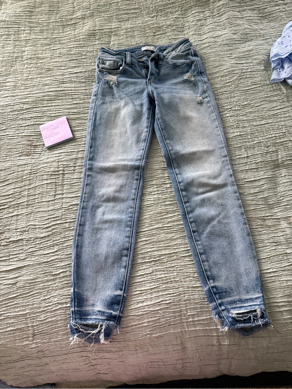 KanCan Light Wash Distressed Skinny Jeans